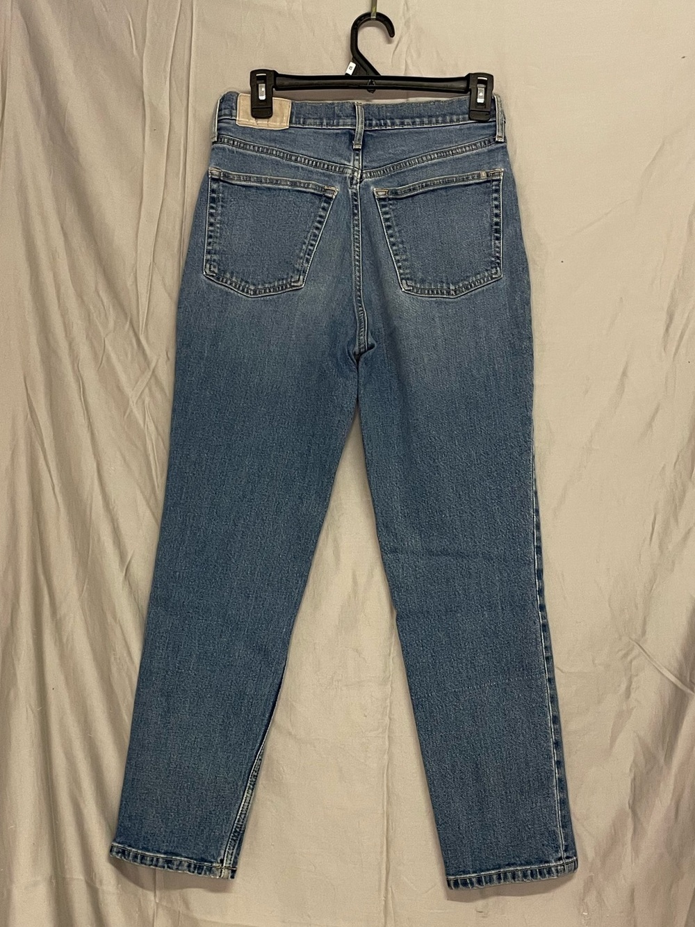 Everlane Classic Blue Straight Original Cheeky Jeans - Picture 2 of 10